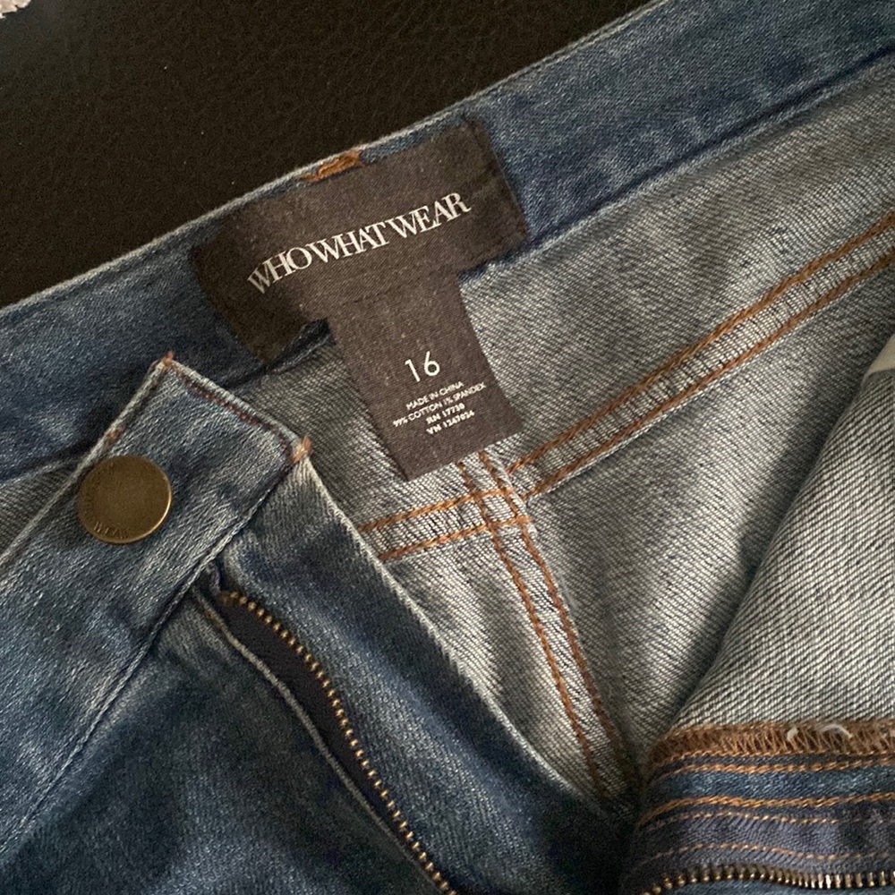 Great denim pencil skirt Size 16,. Fringed Un-sewn hem